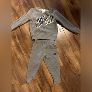 Nike baby matching set 1-2 y